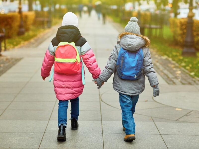 В АТ “Черкасиобленерго” нагадують дітям правила безпечного поводження на канікулах