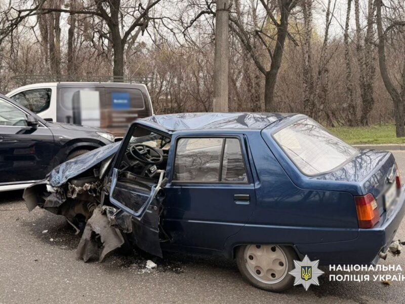ДТП Черкаси: на Хіміків сталося зіткнення автівок