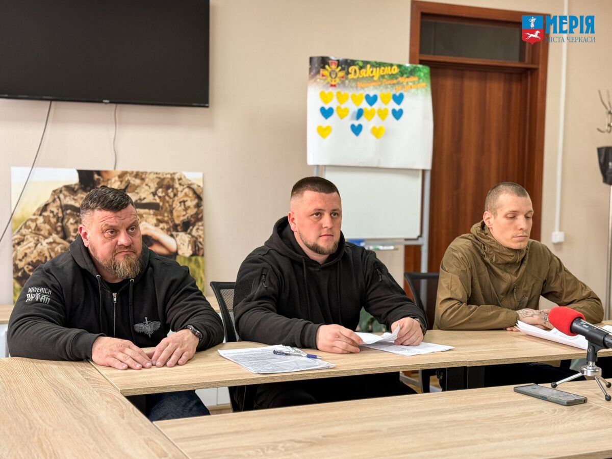 10% житлової площі в новобудовах, забезпечення автомобілями, звільнення від мита: черкаські ветерани підготувала звернення до Зеленського і Кабміну