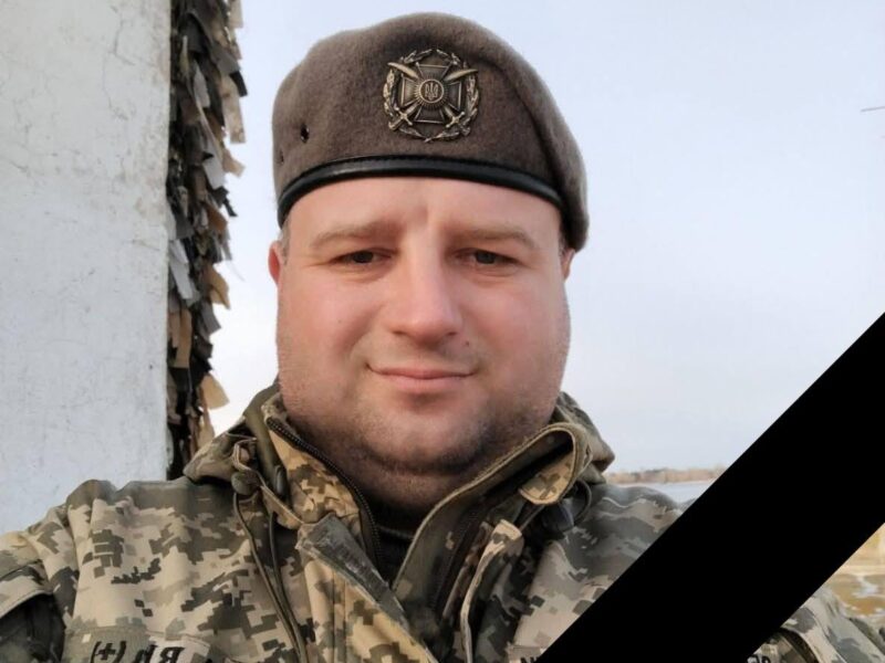 Захищав Бахмут: Чигиринська громада провела в останню путь військового