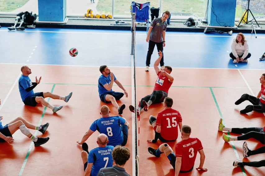 волейбол сидячи