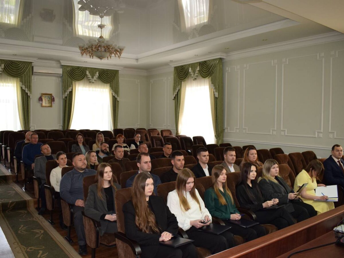 У Черкаській області склали присягу 13 нових прокурорів