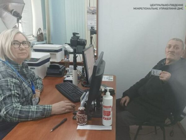 Як одна літера в паспорті 81-річного черкащанина ледь не лишила дітей без спадщини