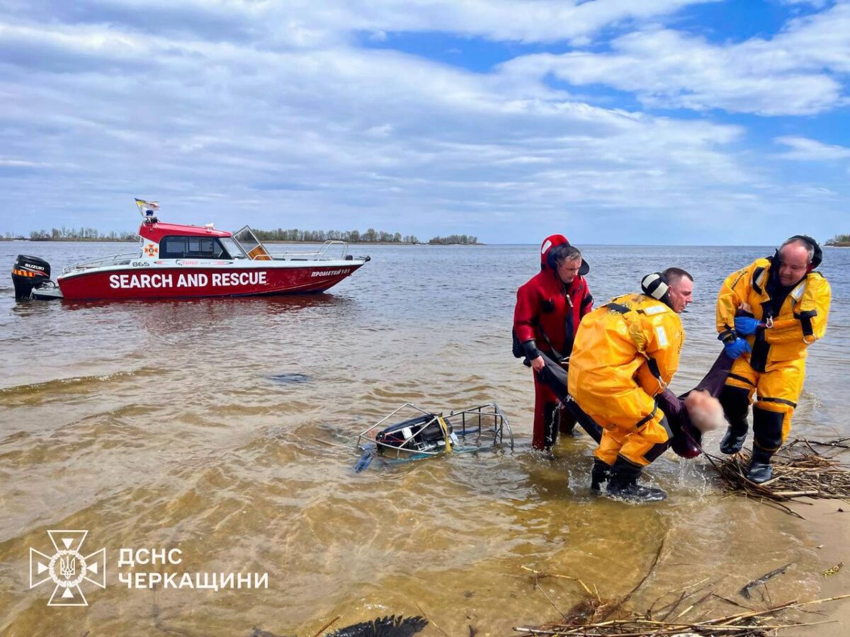 У Черкасах біля пляжу виявили тіло чоловіка: що відомо