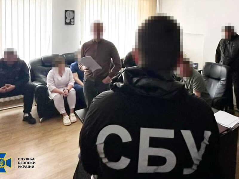 СБУ на Черкащині викрила медиків, які займалося «схемами для ухилянтів»: серед них працівники швидкої та лікарі медцентру