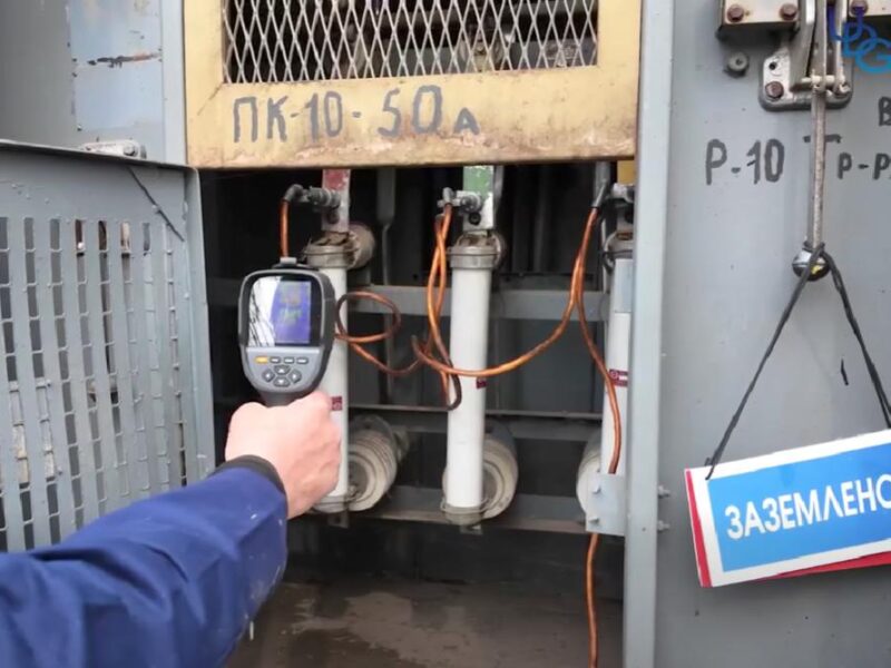 Працівники АТ «ЧЕРКАСИОБЛЕНЕРГО» проводять техобслуговування та ремонт обладнання