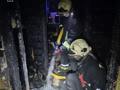 У Кам’янці під час пожежі в багатоповерхівці врятували двох людей