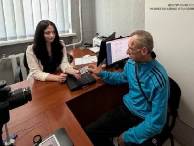 На Черкащині чоловік отримав паспорт через суд