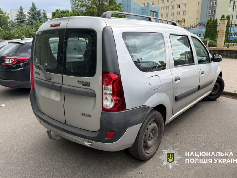 У Черкасах 78-річну жінку збив автомобіль