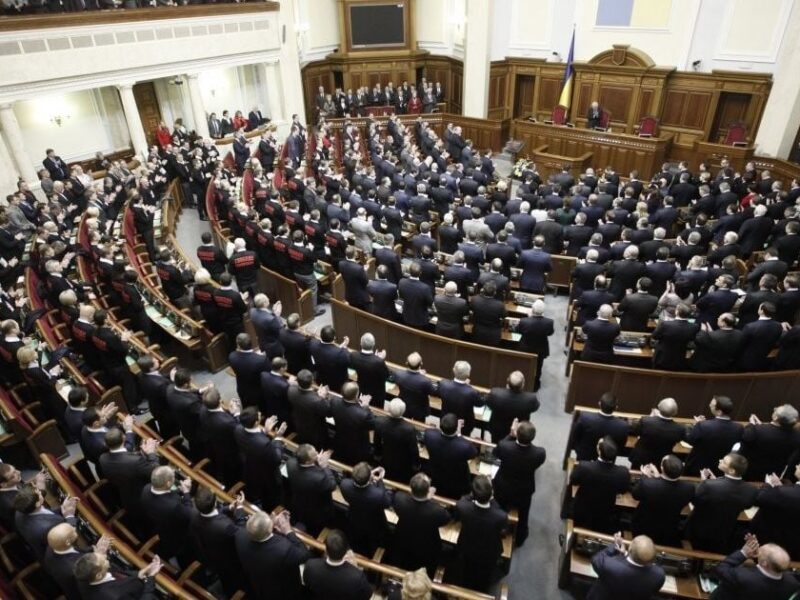 Стало відомо скільки нардепів, обраних від Черкащини проголосували за законопроект про легалізацію порно
