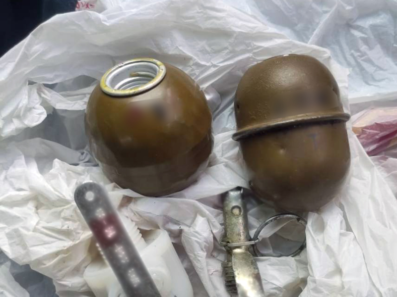 На Черкащині поліцейські викрили чоловіка у незаконному  збуті зброї