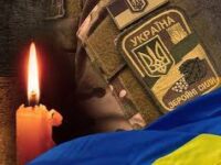 У Черкасах провели в останню путь захисників — далекобійника та будівельника