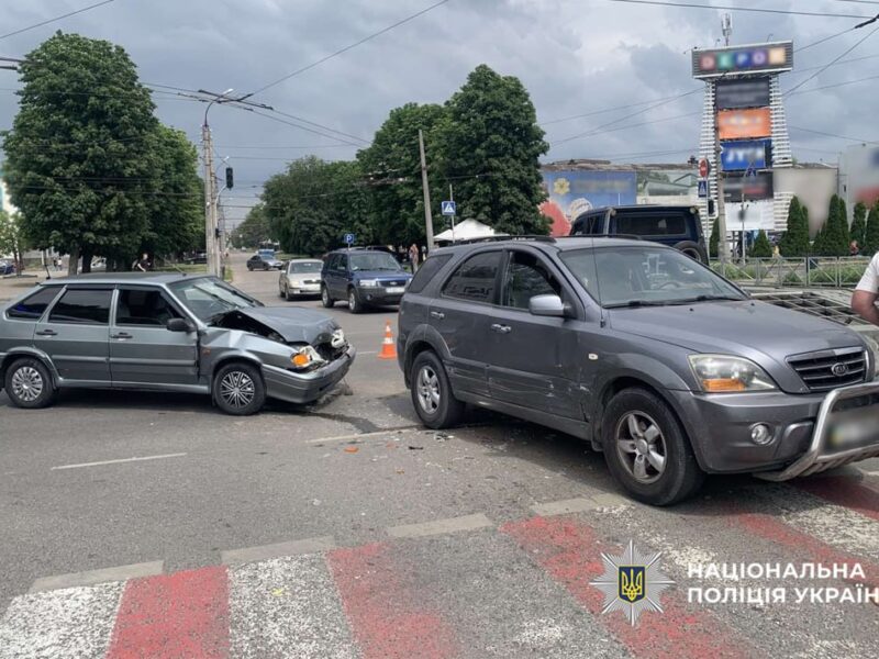 У ДТП на Іллєнка в Черкасах постраждала пасажирка
