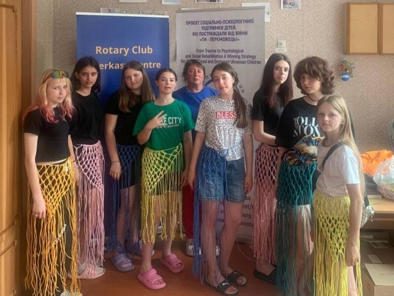 У санаторії на Черкащині дітей навчили плести припинду