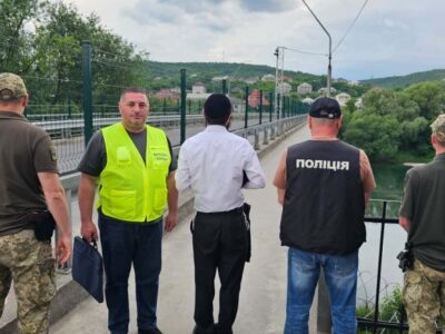 В Умані виявили іноземця, який мав два паспорти