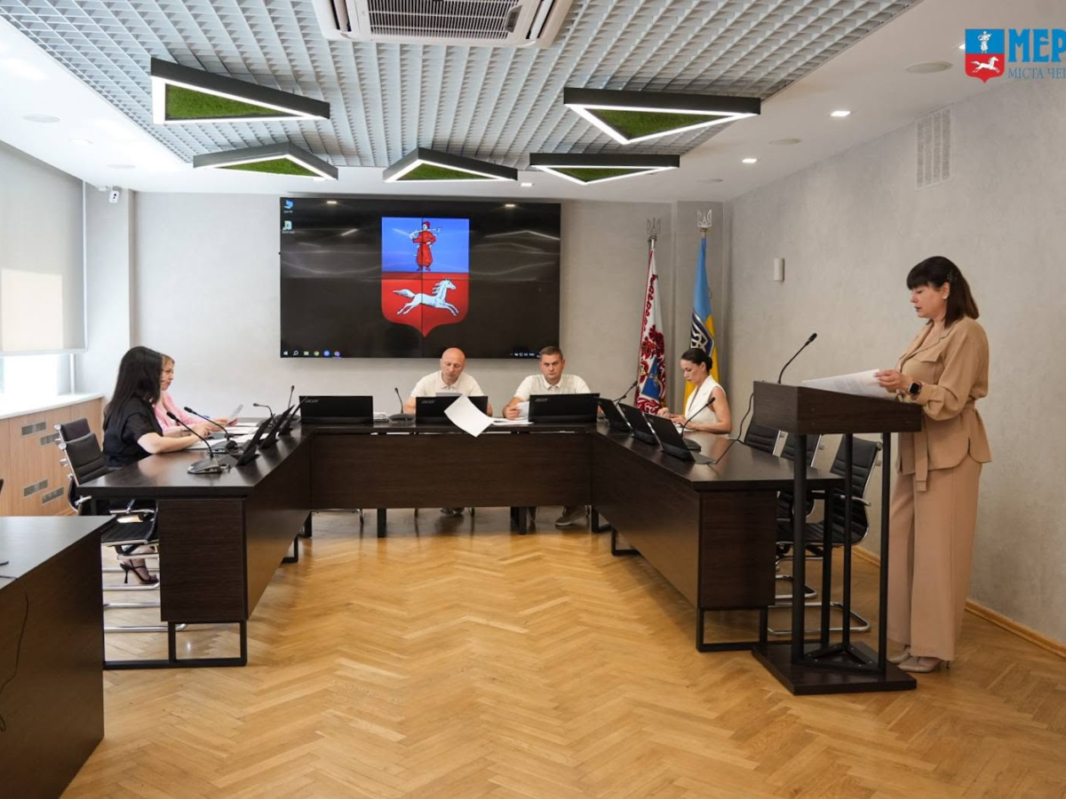 Виконком Черкас погодив зміни до бюджету та підтримав військових