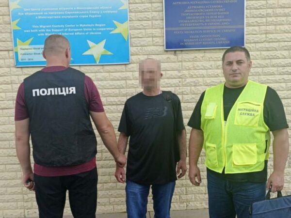 Іноземця, який відбув покарання на Черкащині, видворять з України