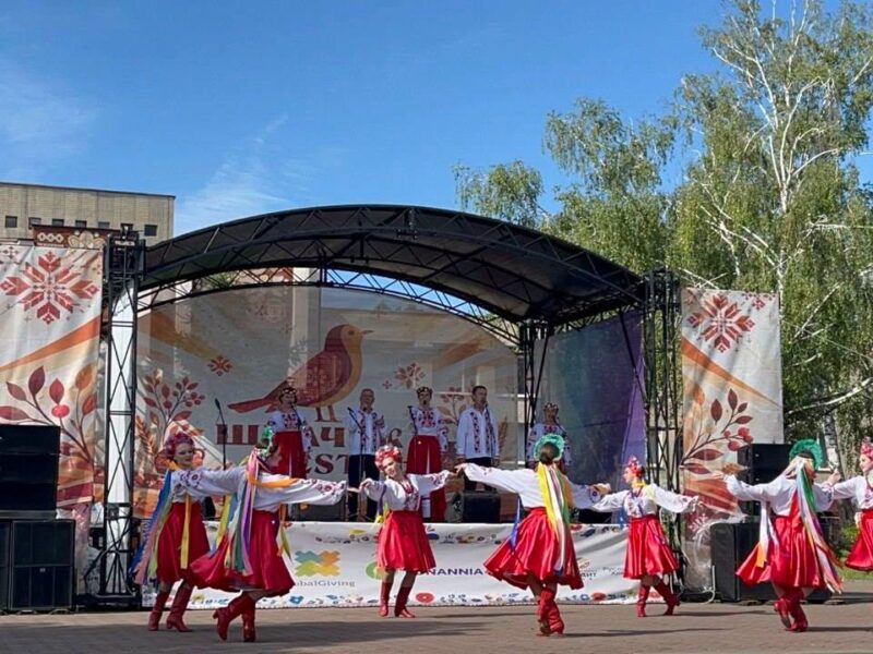 На Черкащині вперше провели фестиваль «ШПАЧОК-FEST»