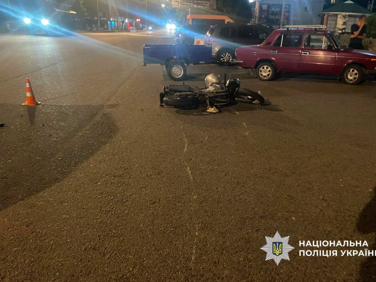 Не пропустив на повороті: на Черкащині в ДТП постраждала мотоциклістка