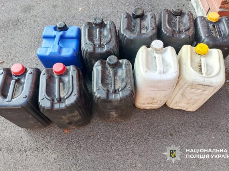 Викрав майже 200 літрів дизпального: на Черкащині затримали підозрюваного