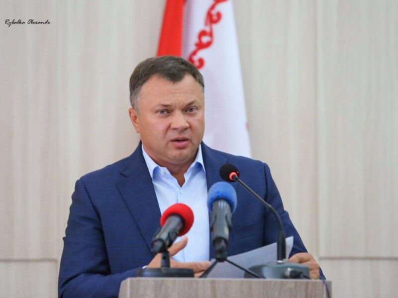 Нерухомість та дохід понад 6 млн грн: що задекларував черкащанин Роман Діскант, як склав депутатський мандат