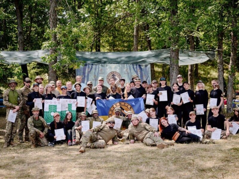 Готові до спротиву: на Черкащині завершився молодіжний табір «Гарт»