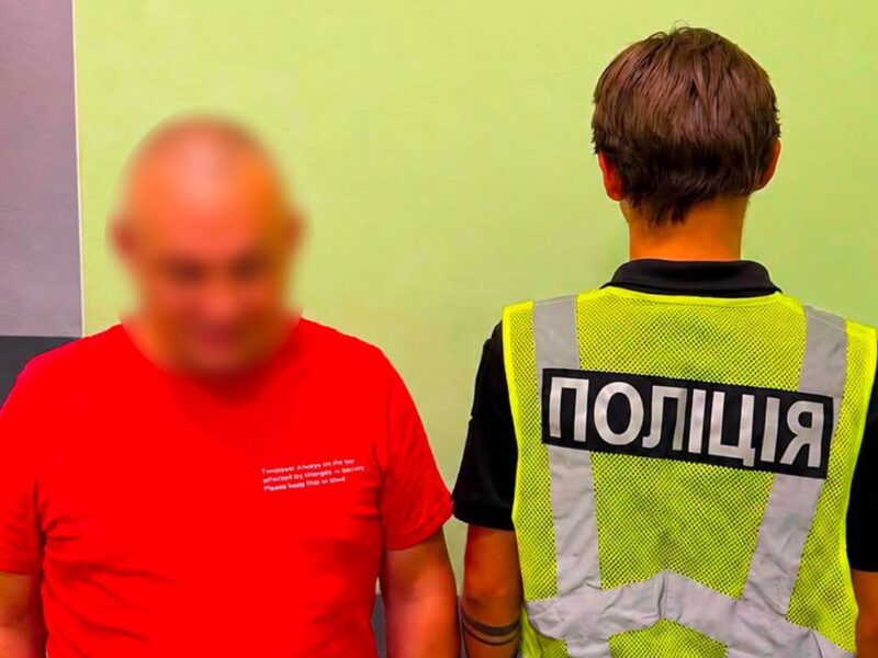 На Уманщині чоловік кинув гранату в патрульних і намагався втекти