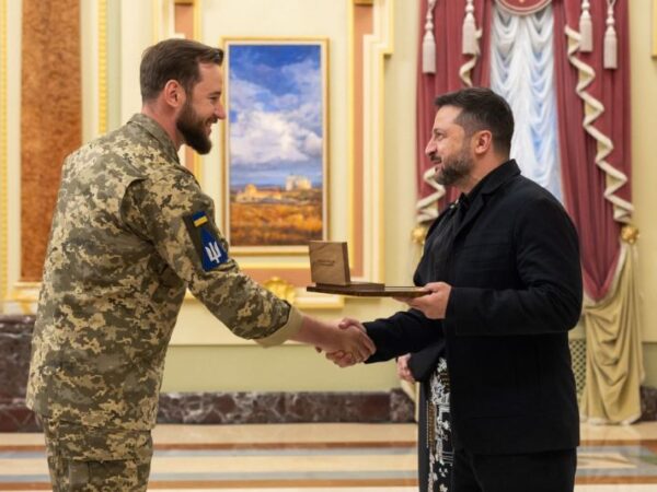 Військовий льотчик із Черкащини отримав престижну відзнаку президента