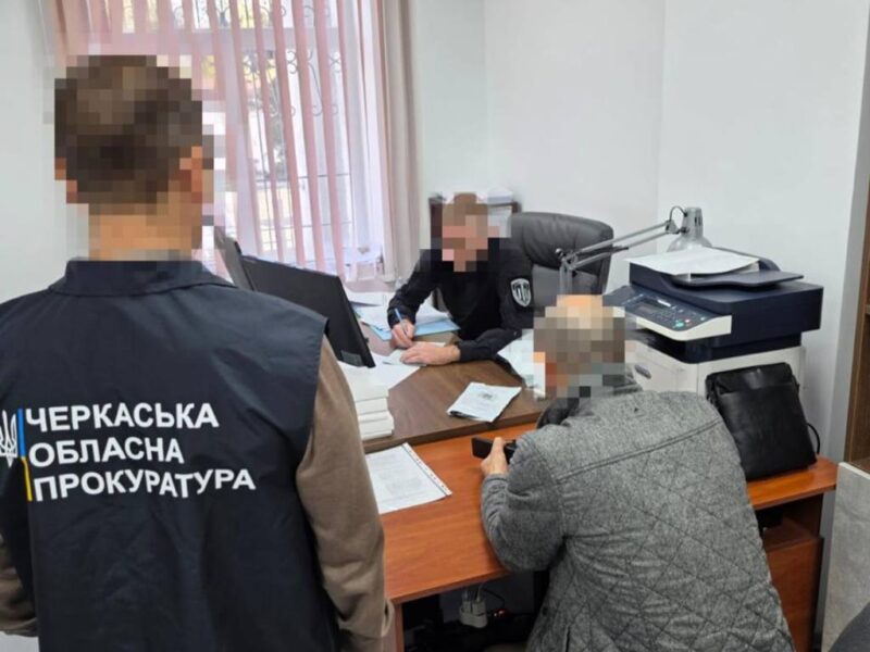 У Черкасах судитимуть посадовця вишу за привласнення 15 ноутбуків