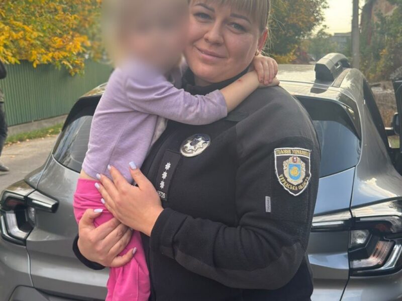 У Христинівці трирічна дівчинка сама пішла до магазину