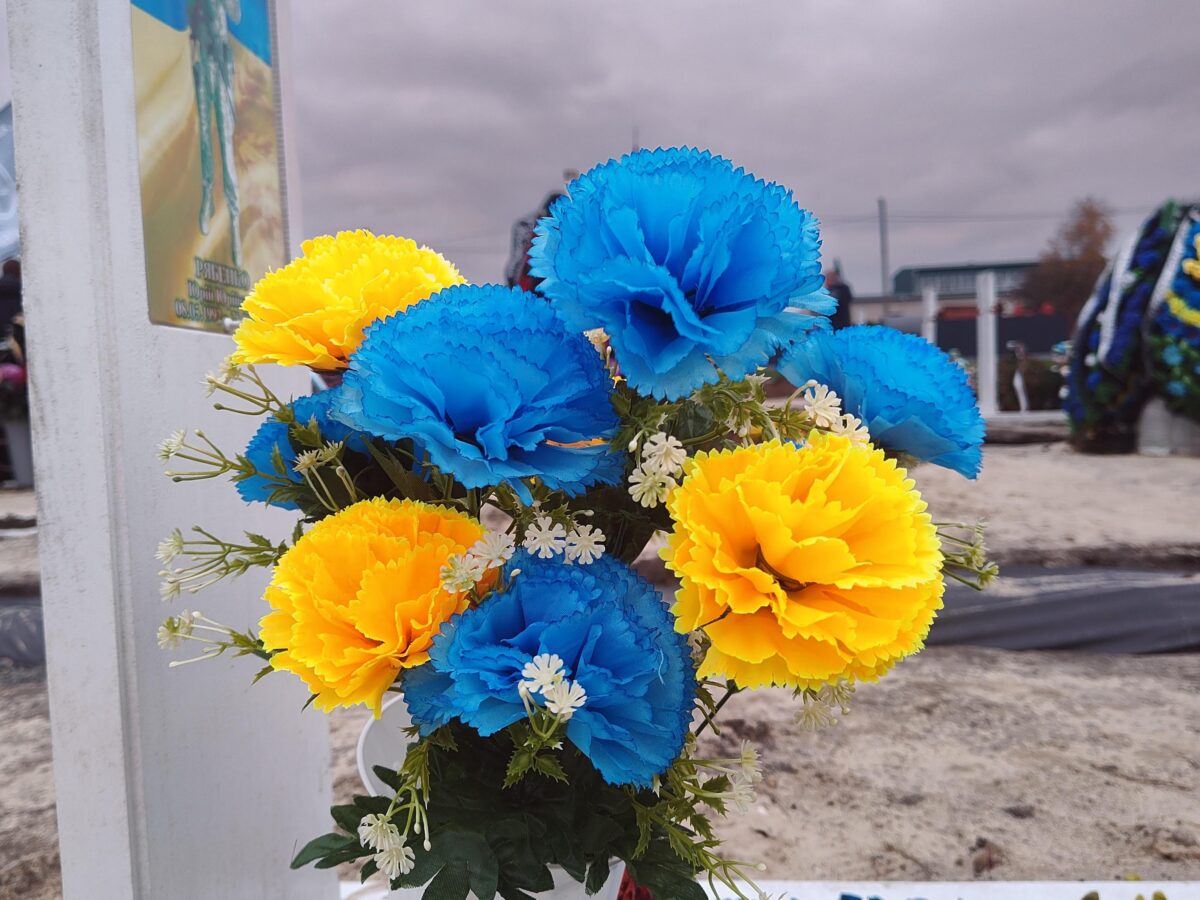 У Черкасах відбулося прощання з двома військовослужбовцями